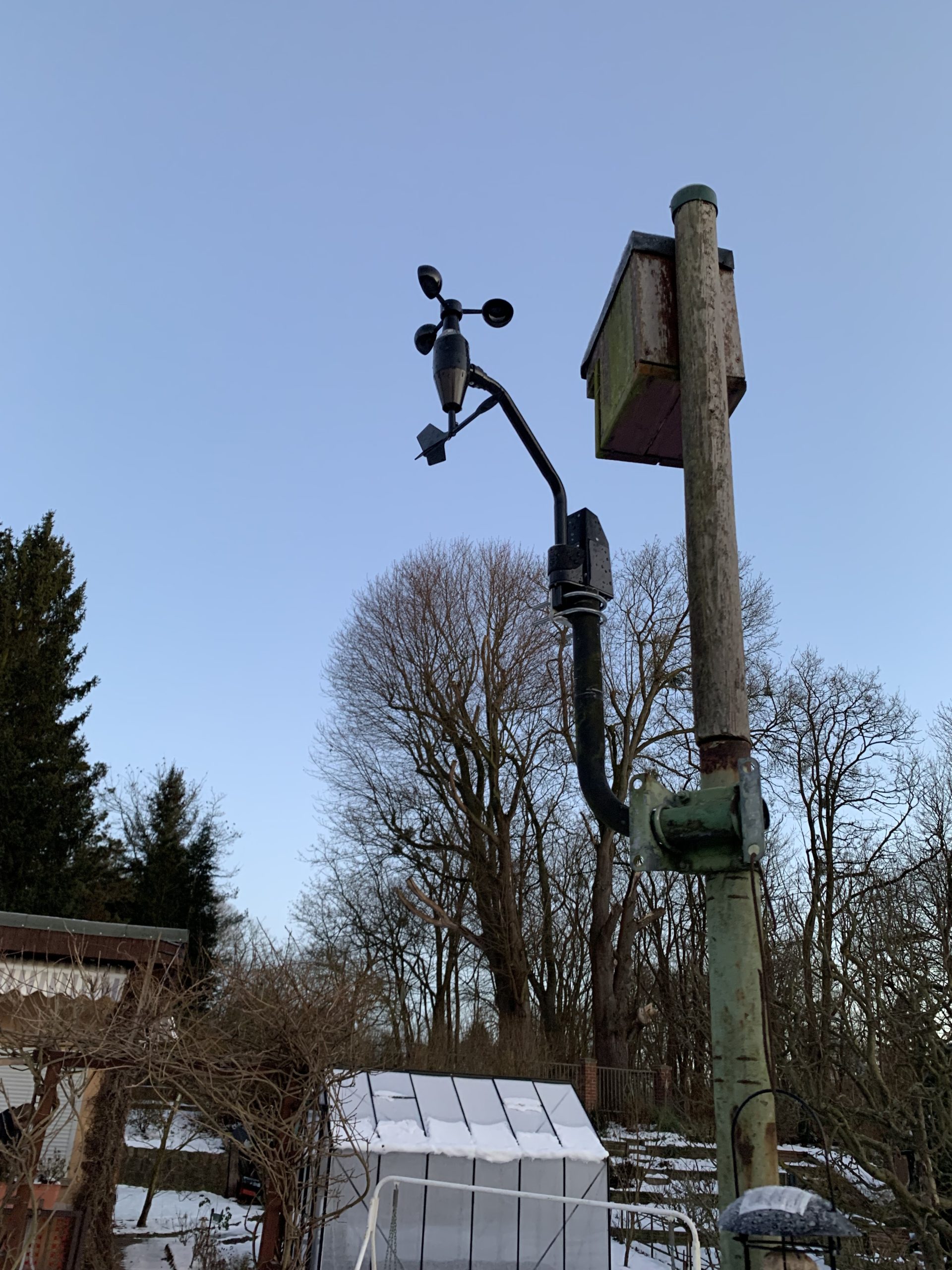 Windmesser am Vogelhäuschen