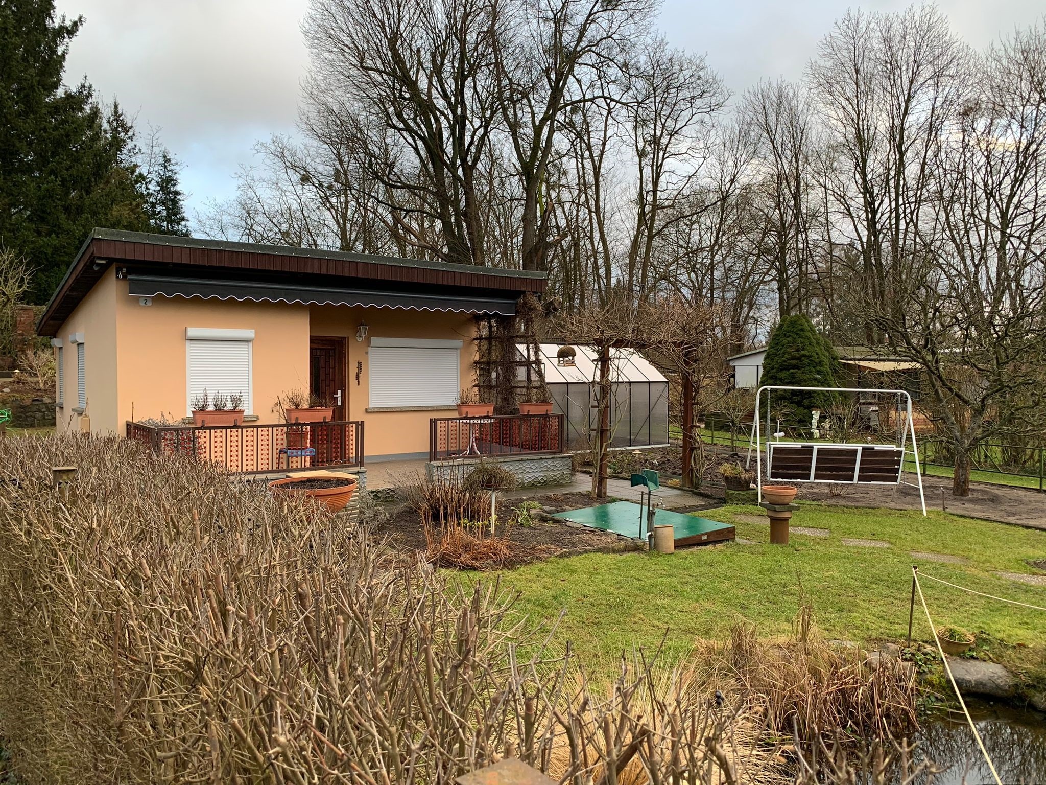 Neue Markise am Bungalow
