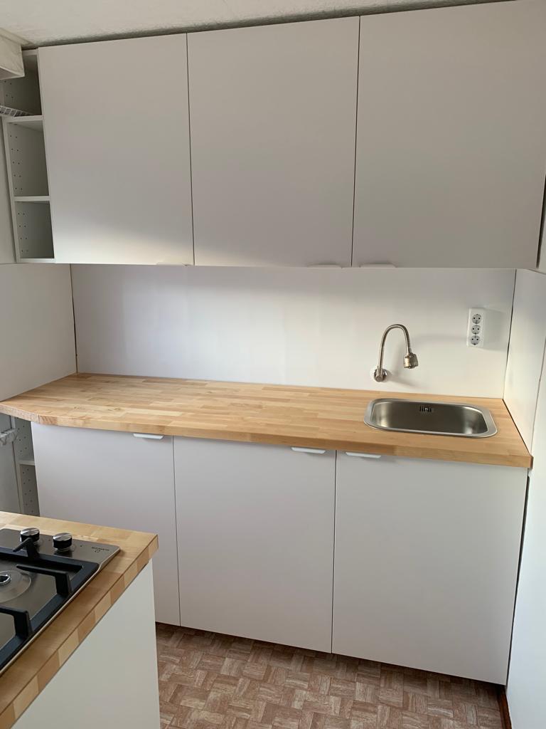 Fertig gestellte Küchenzeile