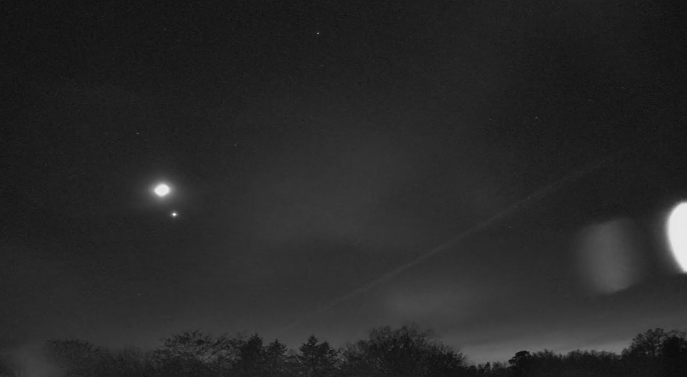 Nachthimmel über der Region mit Polarlichtern