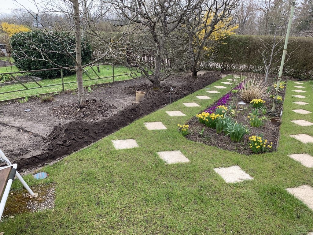 „Leitungsarbeiten“ unter den Obstbäumen