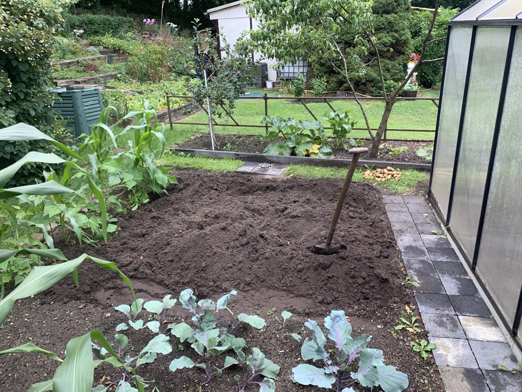 Umgepflügter Kartoffelacker