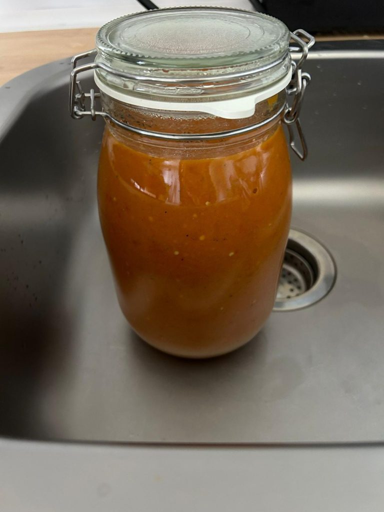 Fertig ist das Pesto