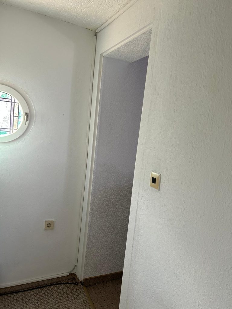 Durchgangsbereich zum Wohnzimmer - ohne Tür
